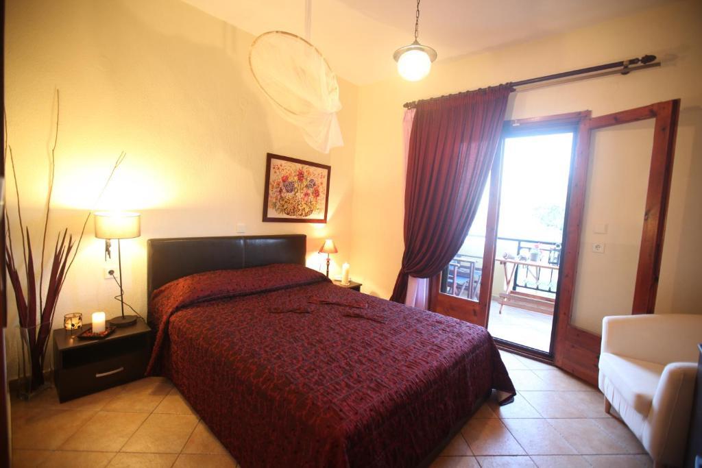 Anna Karra Studios & Apartments Vourvourou Oda fotoğraf