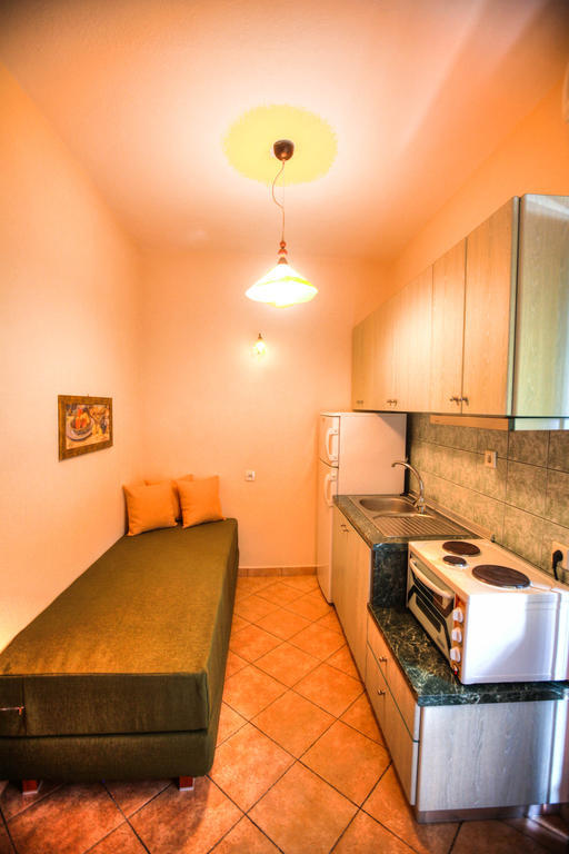 Anna Karra Studios & Apartments Vourvourou Oda fotoğraf